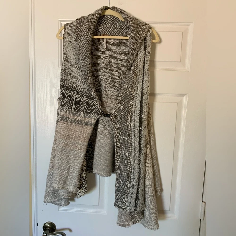 Free People‎ In Your Arms Geometric Pattern Vest Boho Cottagecore Artisanal Chic